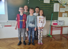 4r